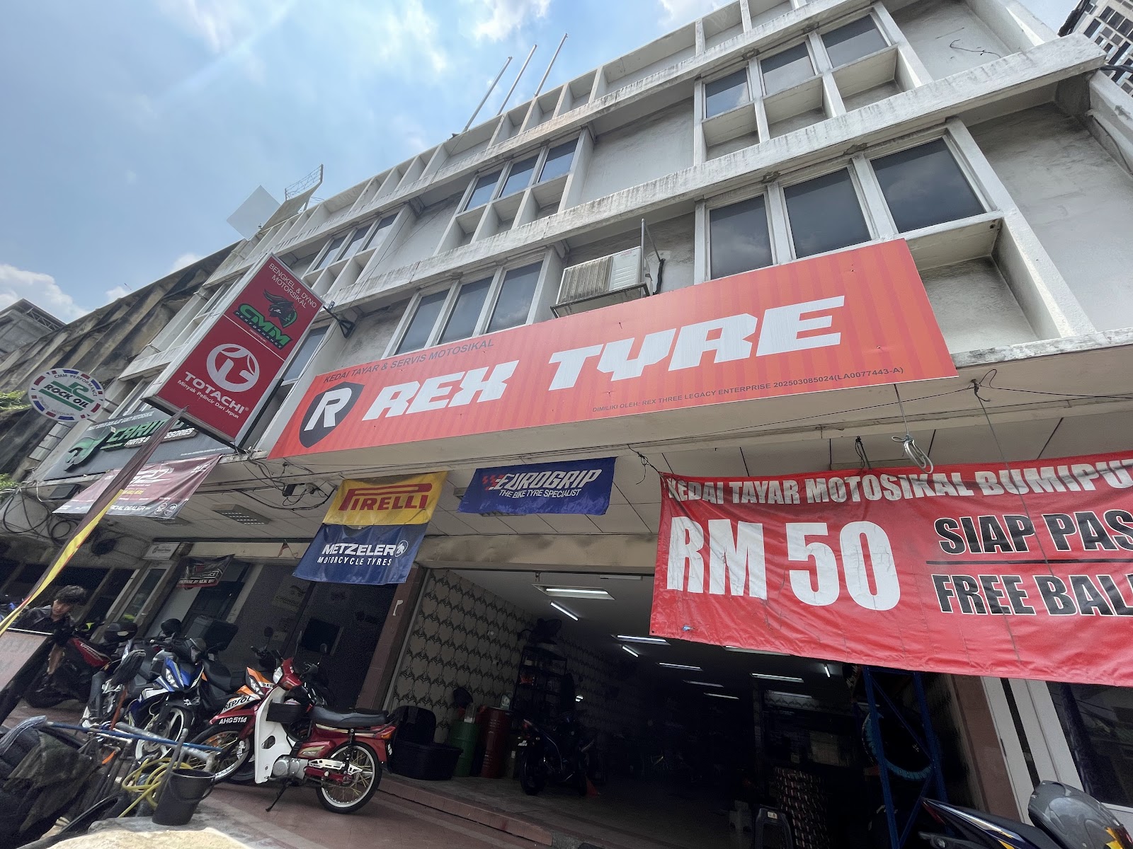 REX TYRE 2
